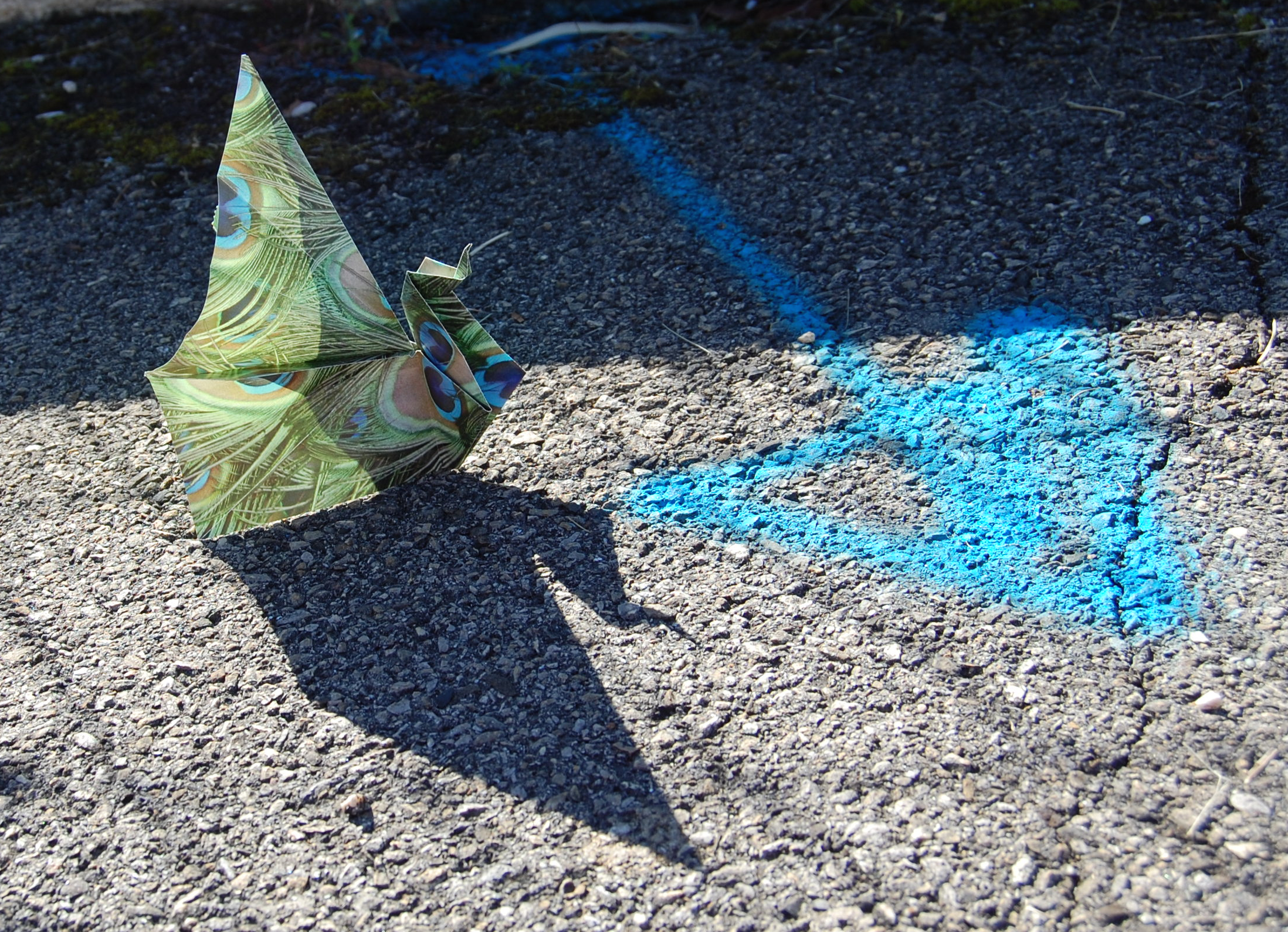 animaux en origami : paon dans la rue